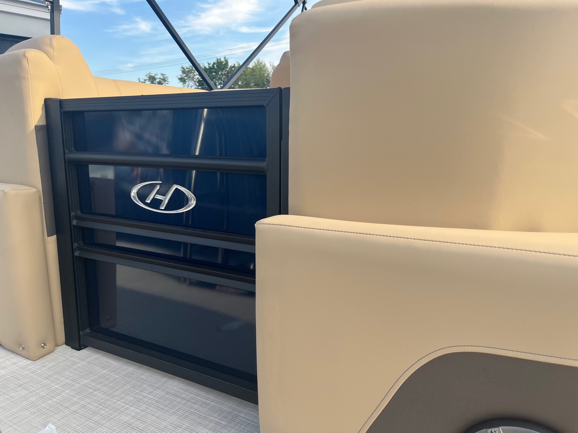 2023 Harris Sunliner 230 with 200HP Mercury - Photo 20